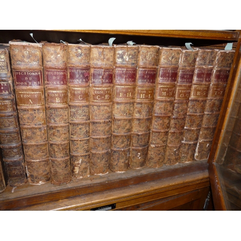 Dictionnaire de Moreri La plus complete édition de 1759 en dix volumes in folio Histoire biographie Géographie