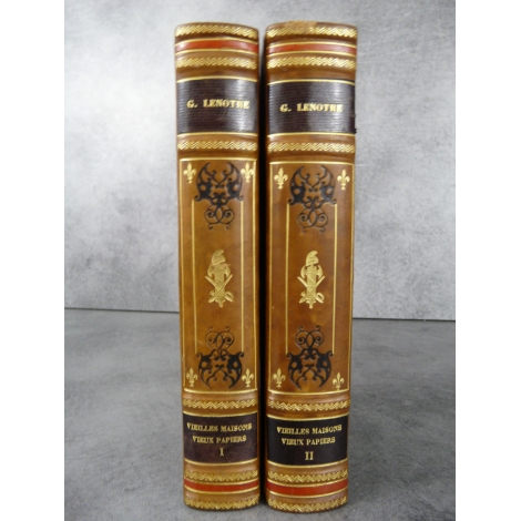 Lenôtre Vieilles maisons vieux papiers T1 et 2 Bien reliés 1911